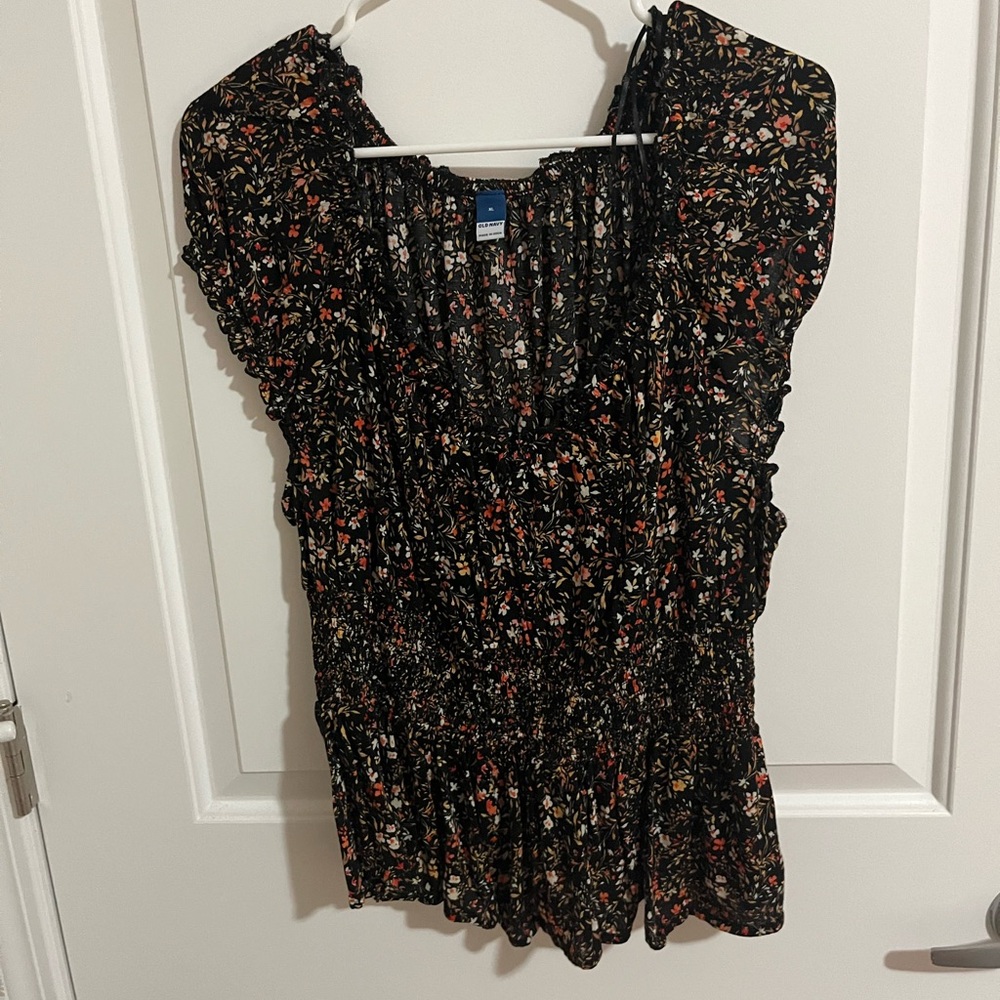 Old navy top